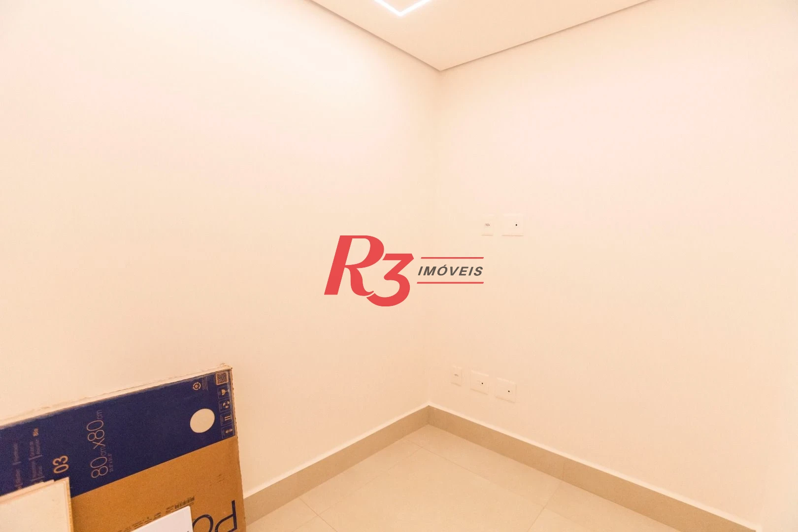 Apartamento com 3 dormitórios à venda, 163 m² por R$ 2.150.000,00 - Aparecida - Santos/SP