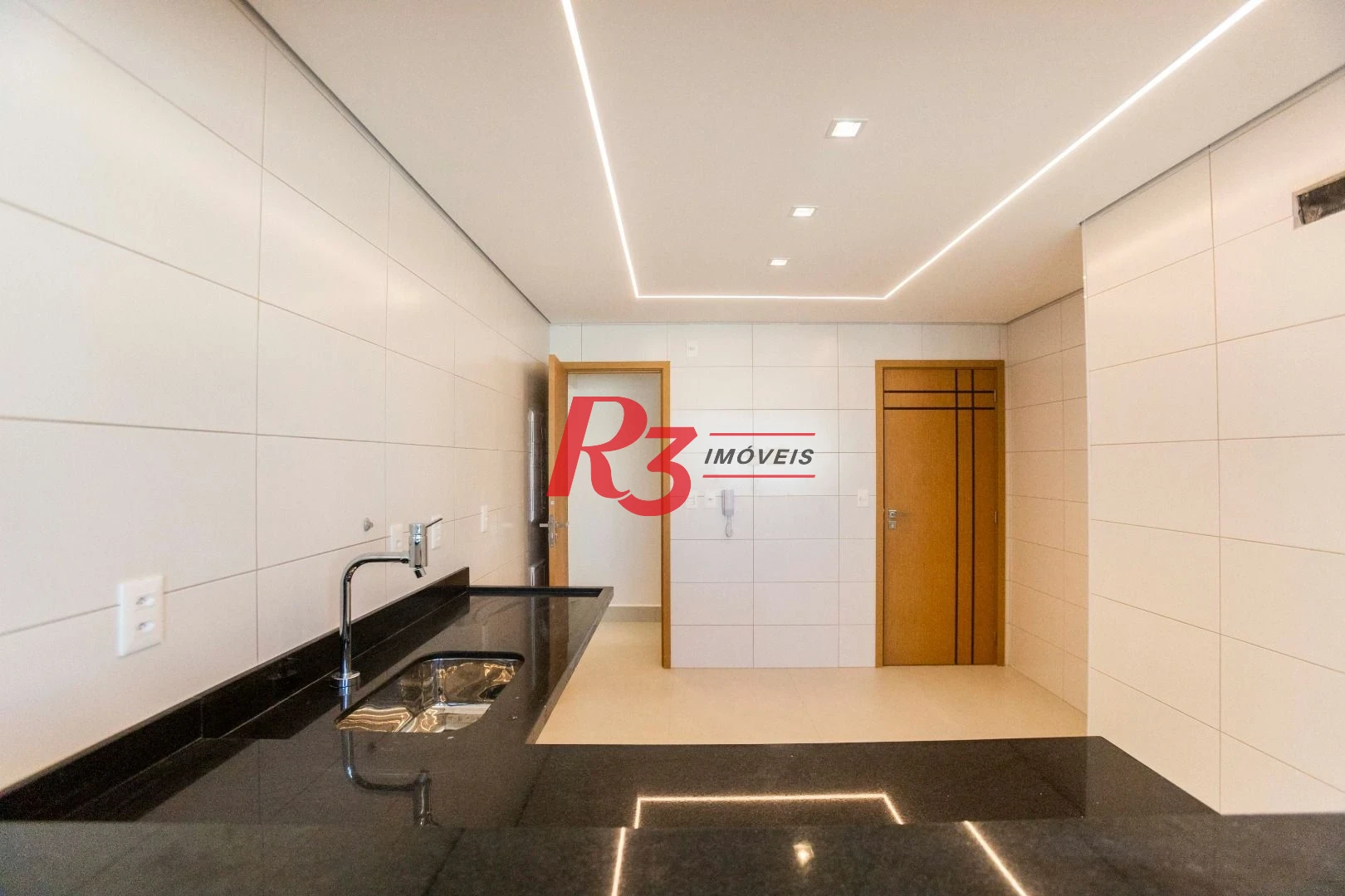 Apartamento com 3 dormitórios à venda, 163 m² por R$ 2.150.000,00 - Aparecida - Santos/SP
