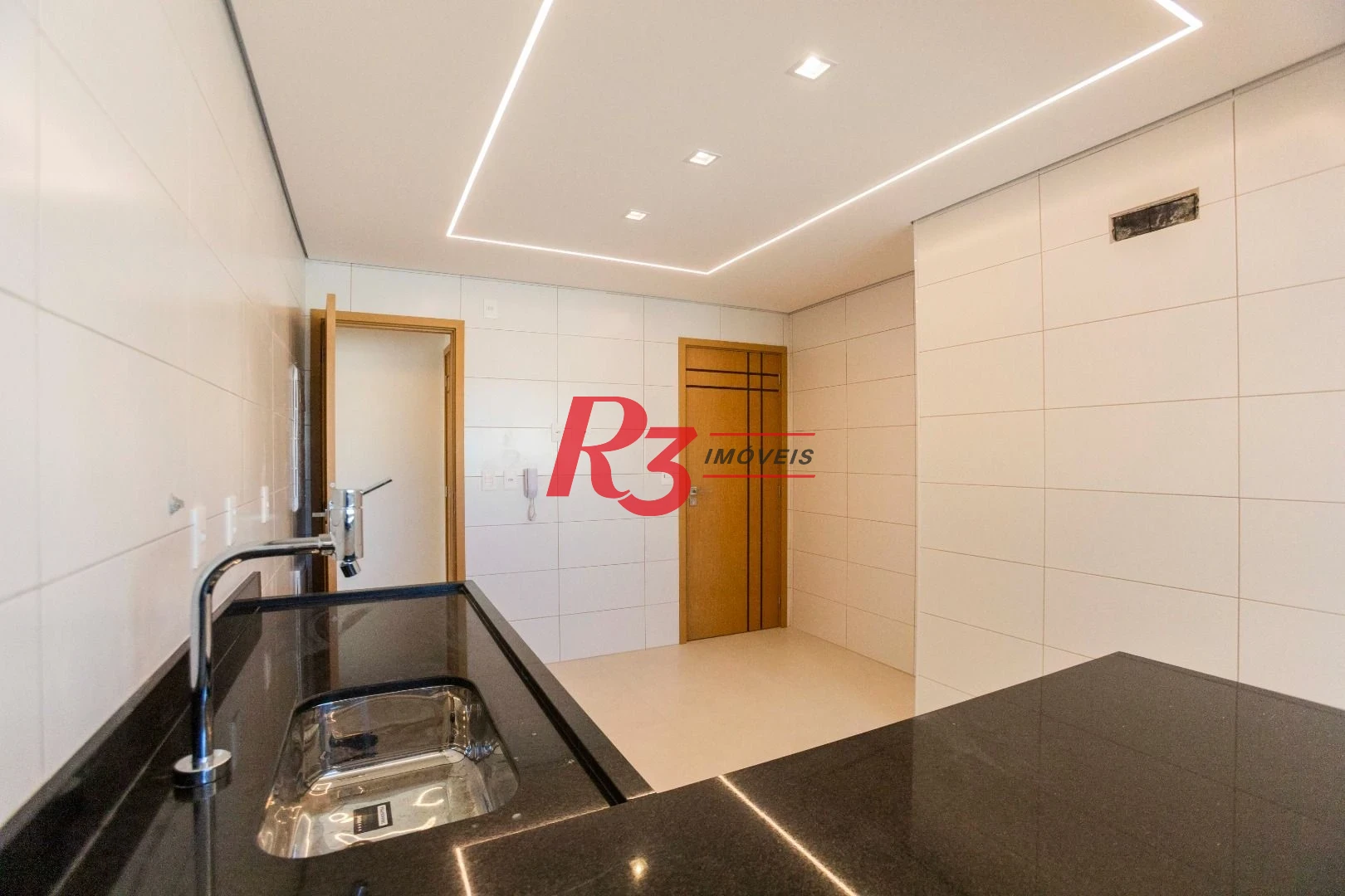 Apartamento com 3 dormitórios à venda, 163 m² por R$ 2.150.000,00 - Aparecida - Santos/SP