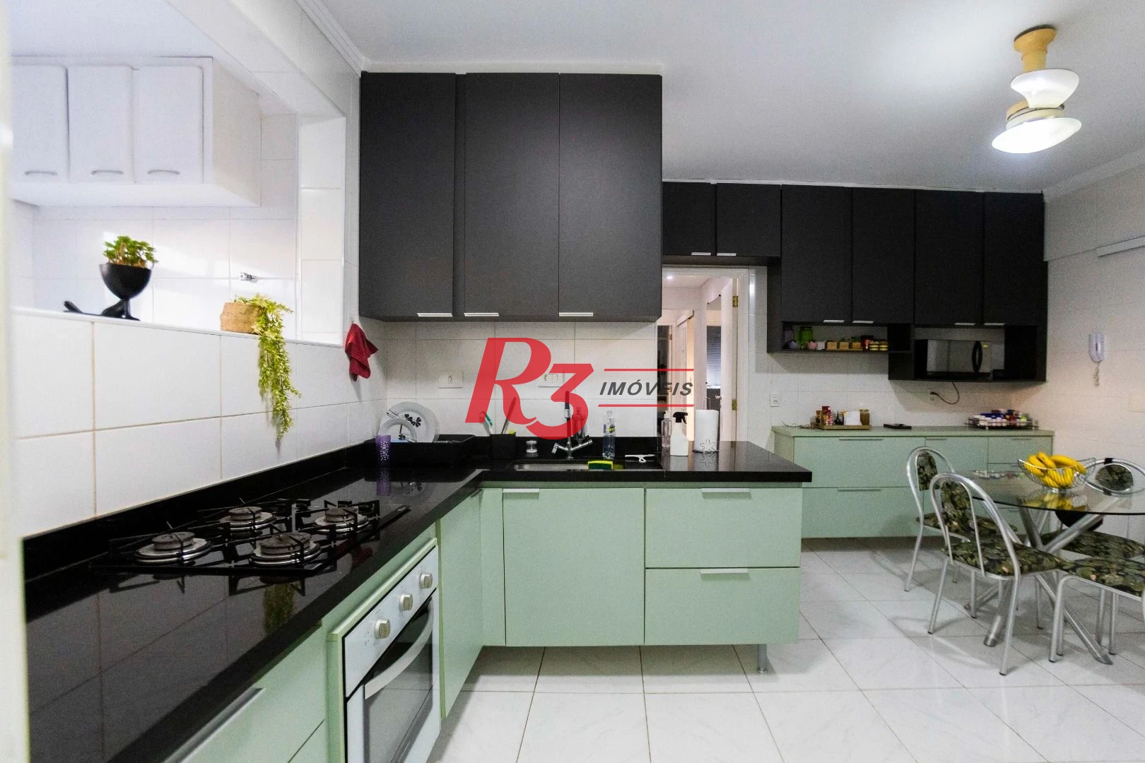 Apartamento à venda, 124 m² por R$ 920.000,00 - Gonzaga - Santos/SP