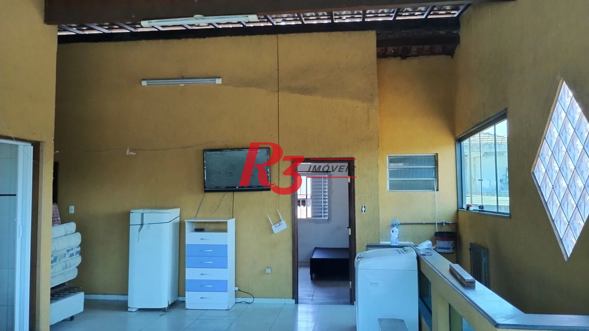 Sobrado com 3 dormitórios à venda, 283 m² por R$ 650.000,00 - Chico de Paula - Santos/SP