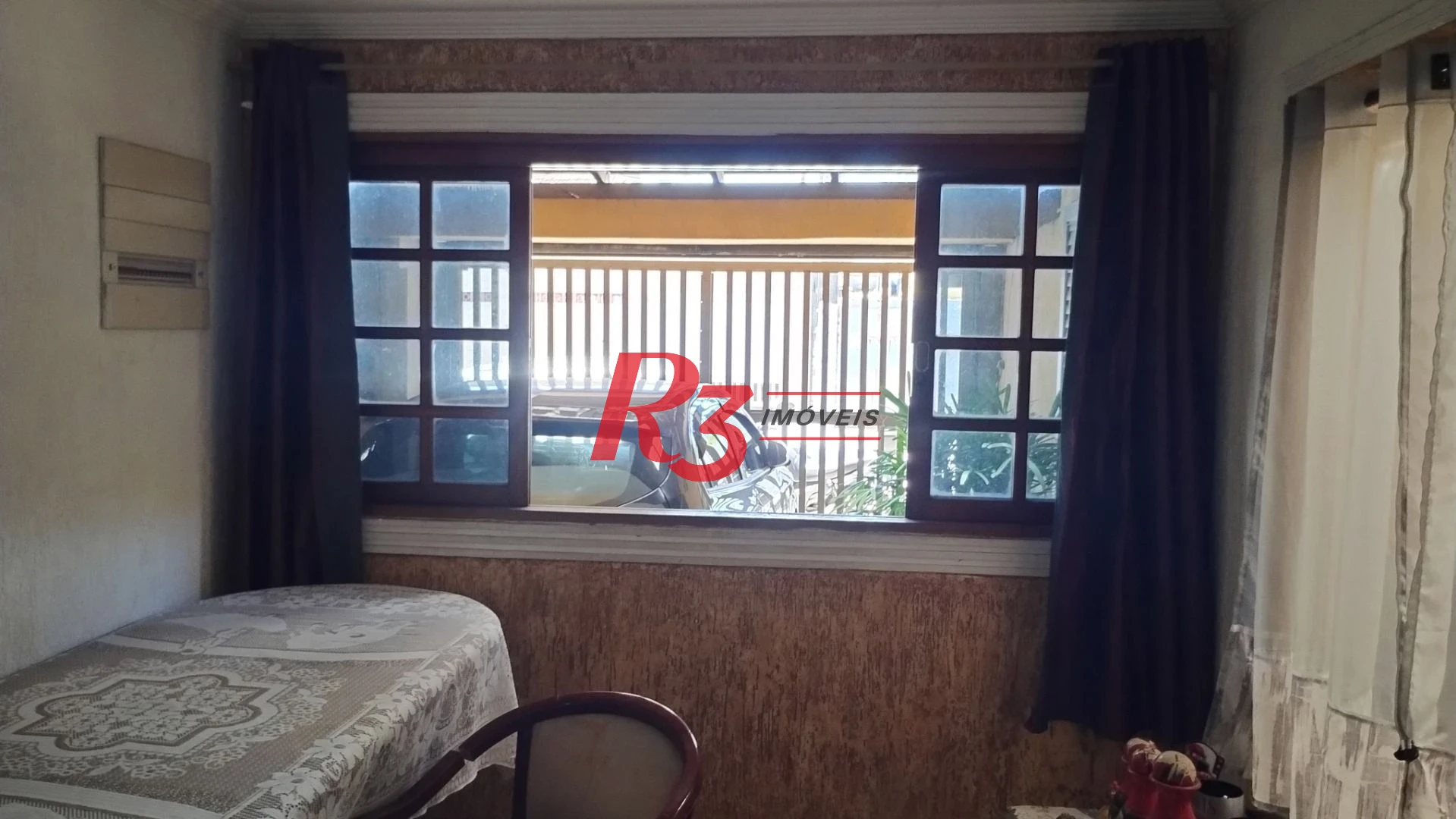 Sobrado com 3 dormitórios à venda, 283 m² por R$ 650.000,00 - Chico de Paula - Santos/SP