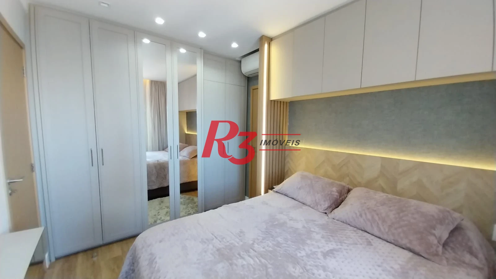 Apartamento com 3 dormitórios à venda, 129 m² por R$ 2.332.000,00 - Gonzaga - Santos/SP