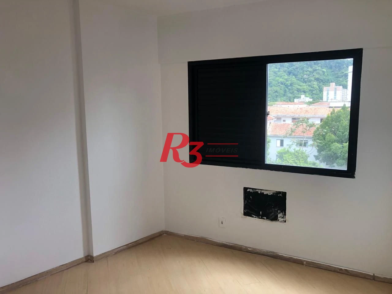 Apartamento com 2 dormitórios à venda, 100 m² por R$ 650.000,00 - Campo Grande - Santos/SP