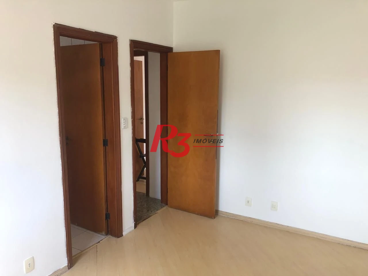 Apartamento com 2 dormitórios à venda, 100 m² por R$ 650.000,00 - Campo Grande - Santos/SP
