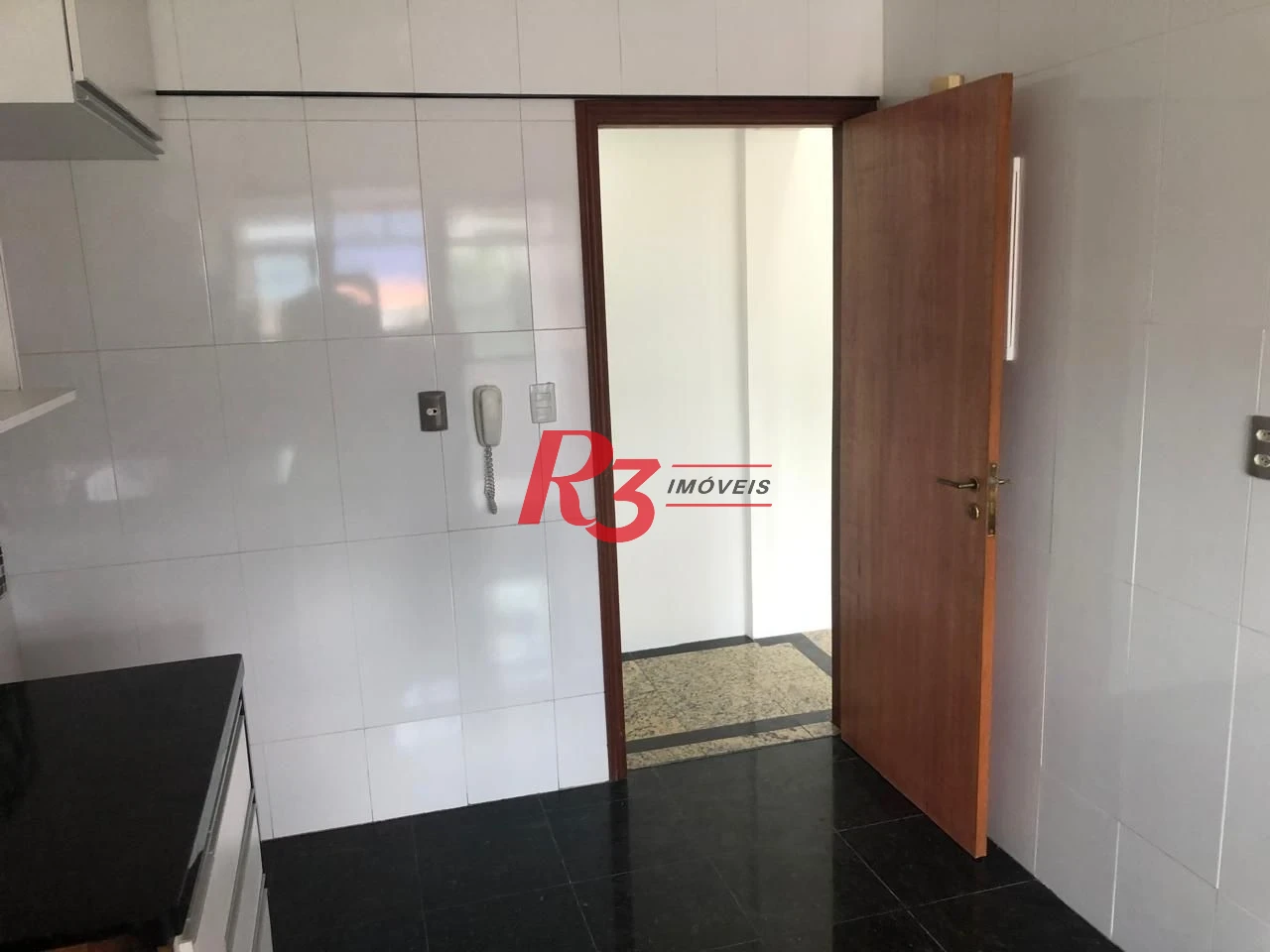 Apartamento com 2 dormitórios à venda, 100 m² por R$ 650.000,00 - Campo Grande - Santos/SP