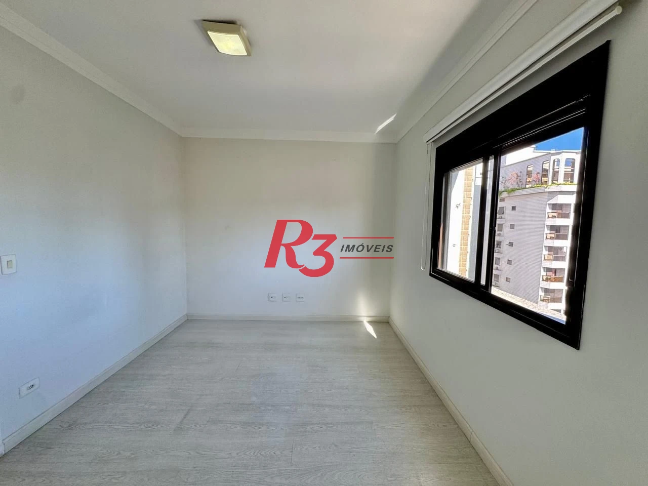 Apartamento com 3 dormitórios à venda, 139 m² por R$ 1.650.000,00 - Gonzaga - Santos/SP