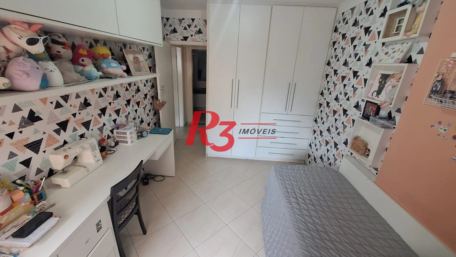 Apartamento com 2 dormitórios à venda, 85 m² por R$ 385.000,00 - Itararé - São Vicente/SP