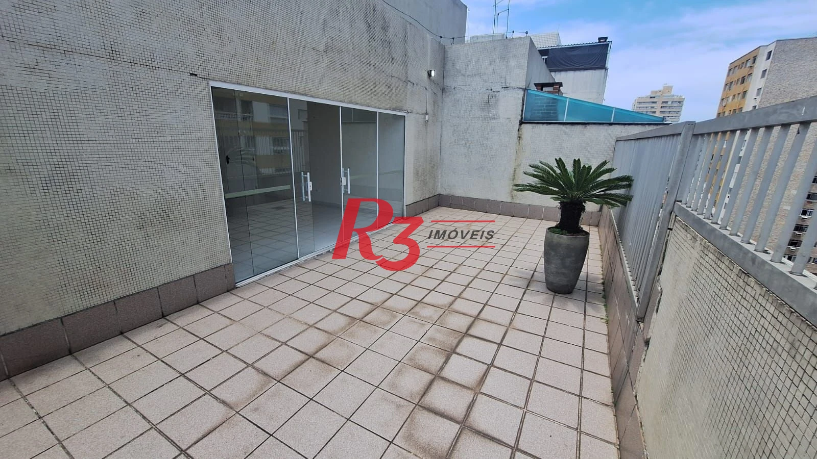 Apartamento com 2 dormitórios à venda, 85 m² por R$ 385.000,00 - Itararé - São Vicente/SP
