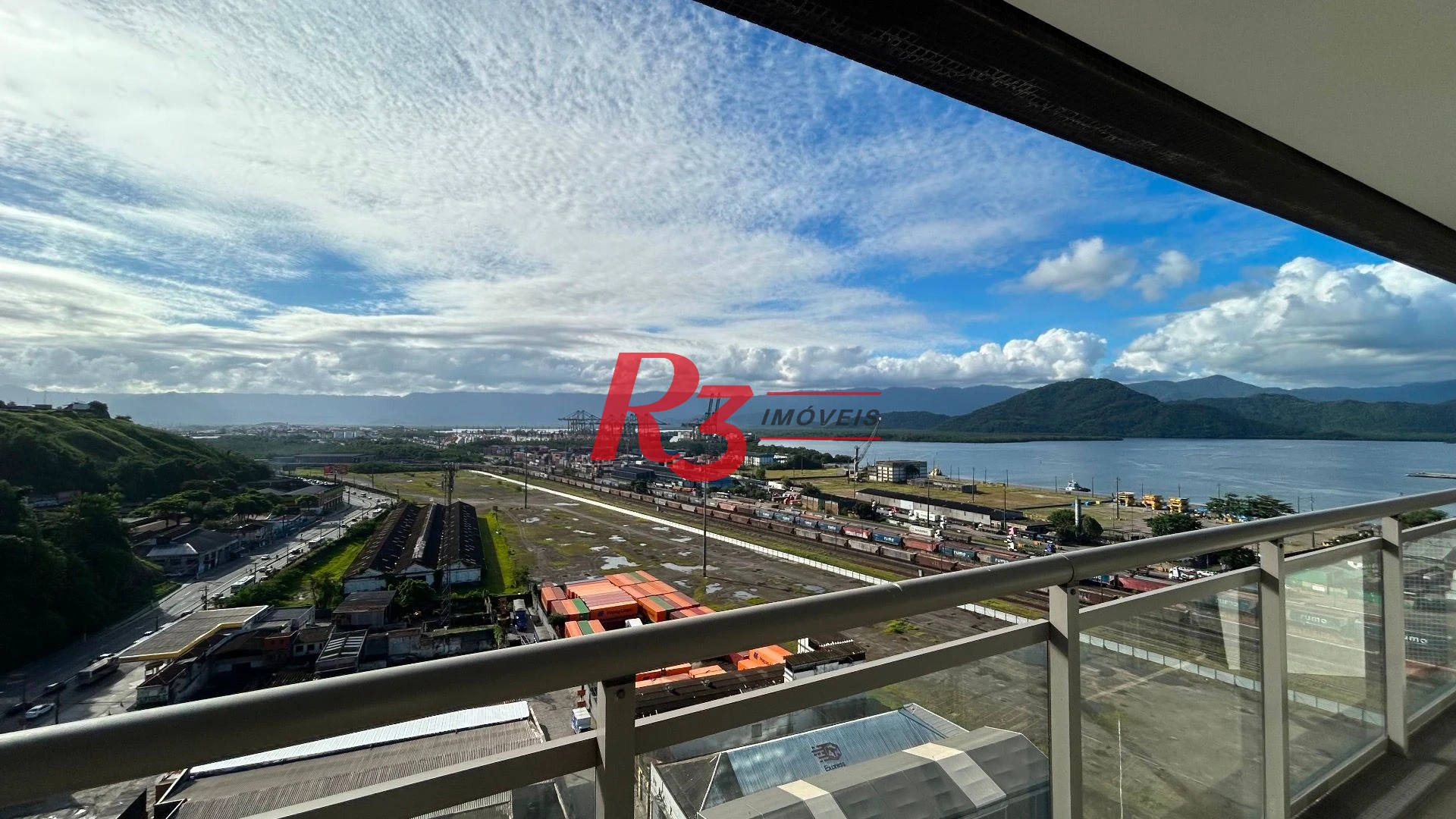 Sala para alugar, 70 m² por R$ 4.777,86/mês - Valongo - Santos/SP