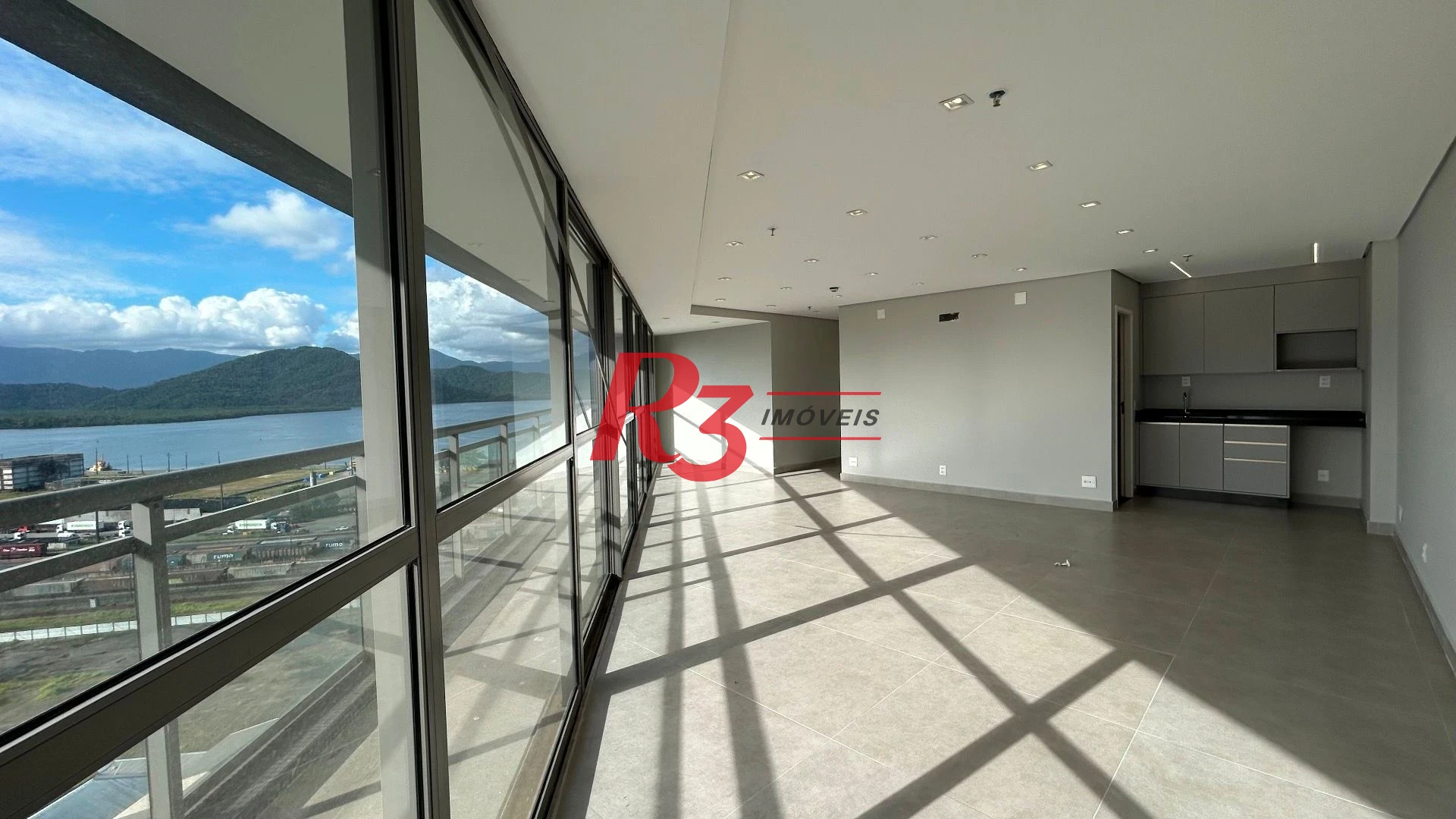 Sala para alugar, 70 m² por R$ 4.777,86/mês - Valongo - Santos/SP
