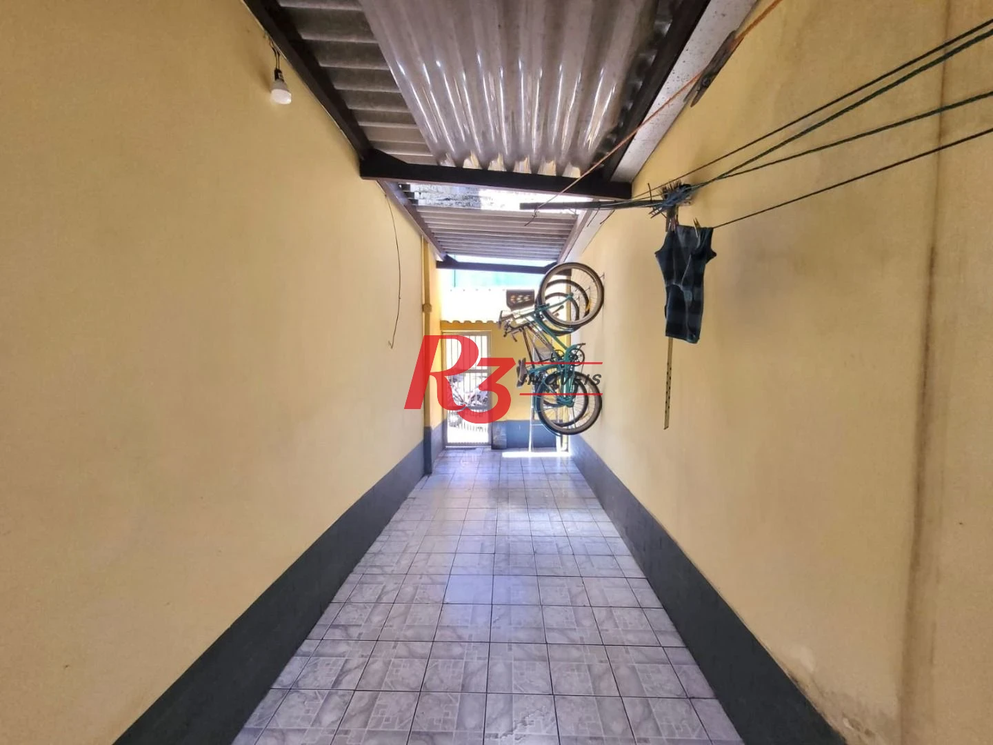 Casa com 2 dormitórios à venda, 80 m² por R$ 410.000,00 - Macuco - Santos/SP