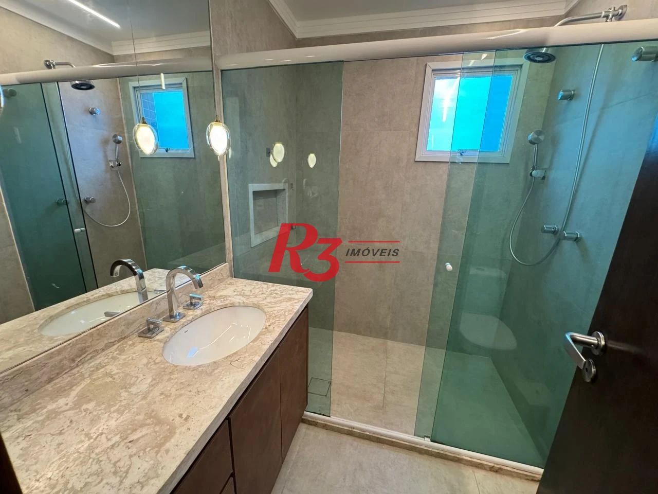 Apartamento Duplex com 3 dormitórios à venda, 115 m² por R$ 1.710.000,00 - Pompéia - Santos/SP
