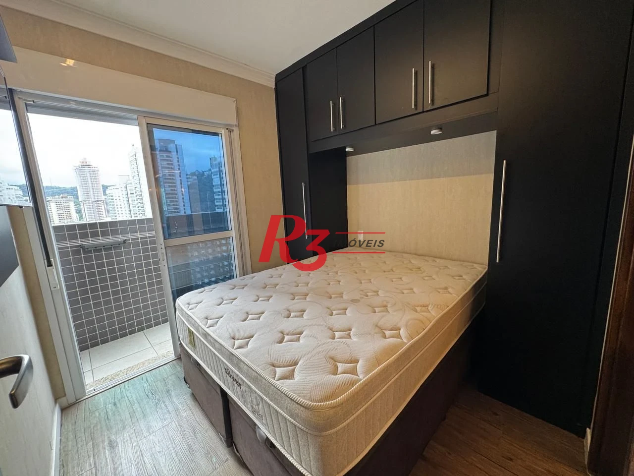 Apartamento Duplex com 3 dormitórios à venda, 115 m² por R$ 1.710.000,00 - Pompéia - Santos/SP