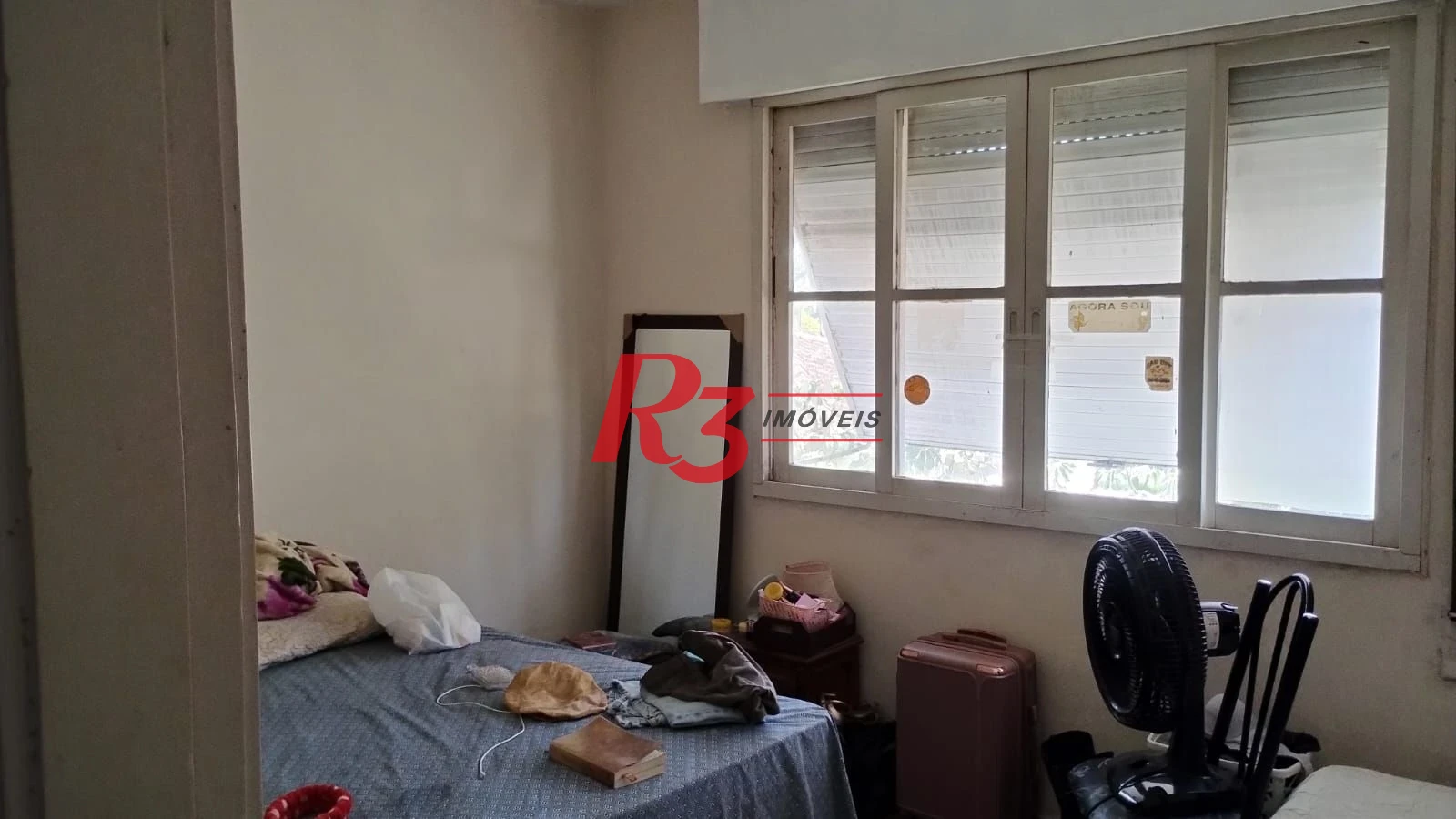 Apartamento com 3 dormitórios à venda, 69 m² por R$ 375.000,00 - Boqueirão - Santos/SP