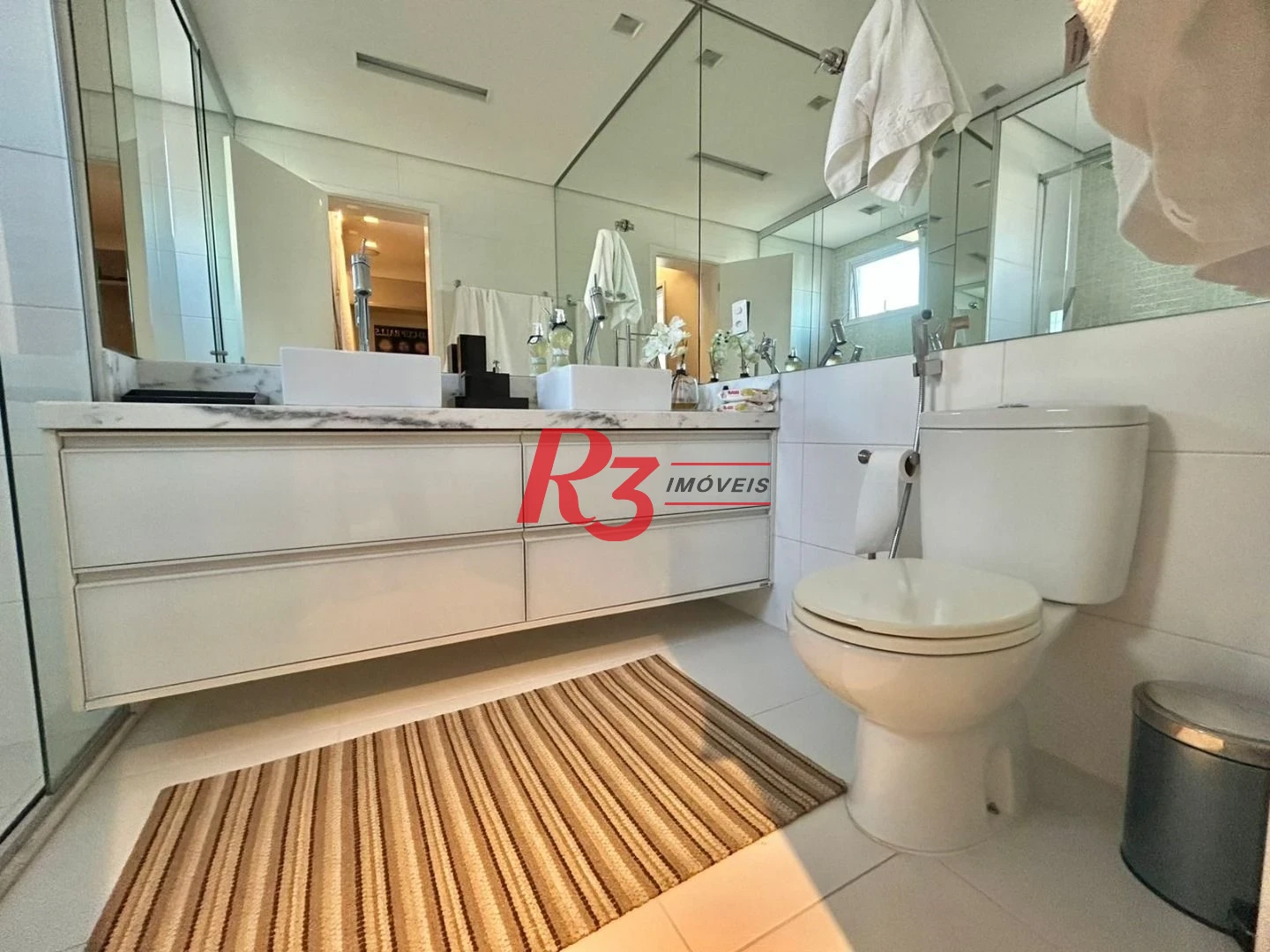 Apartamento com 3 dormitórios à venda, 178 m² por R$ 3.500.000,00 - Boqueirão - Santos/SP