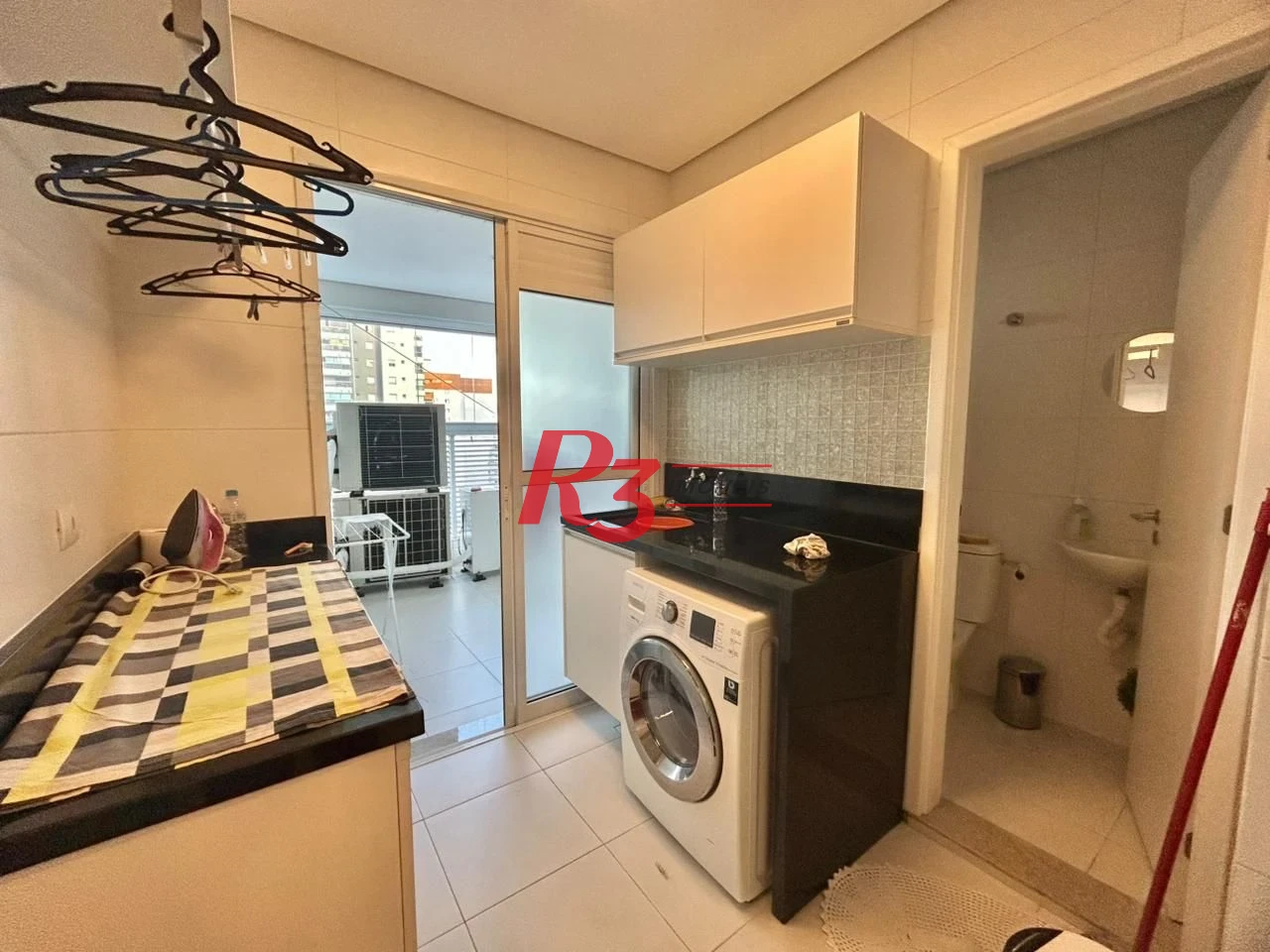 Apartamento com 3 dormitórios à venda, 178 m² por R$ 3.500.000,00 - Boqueirão - Santos/SP