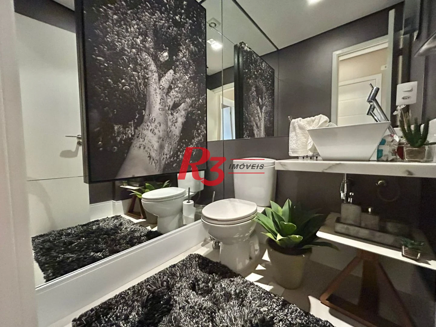 Apartamento com 3 dormitórios à venda, 178 m² por R$ 3.500.000,00 - Boqueirão - Santos/SP