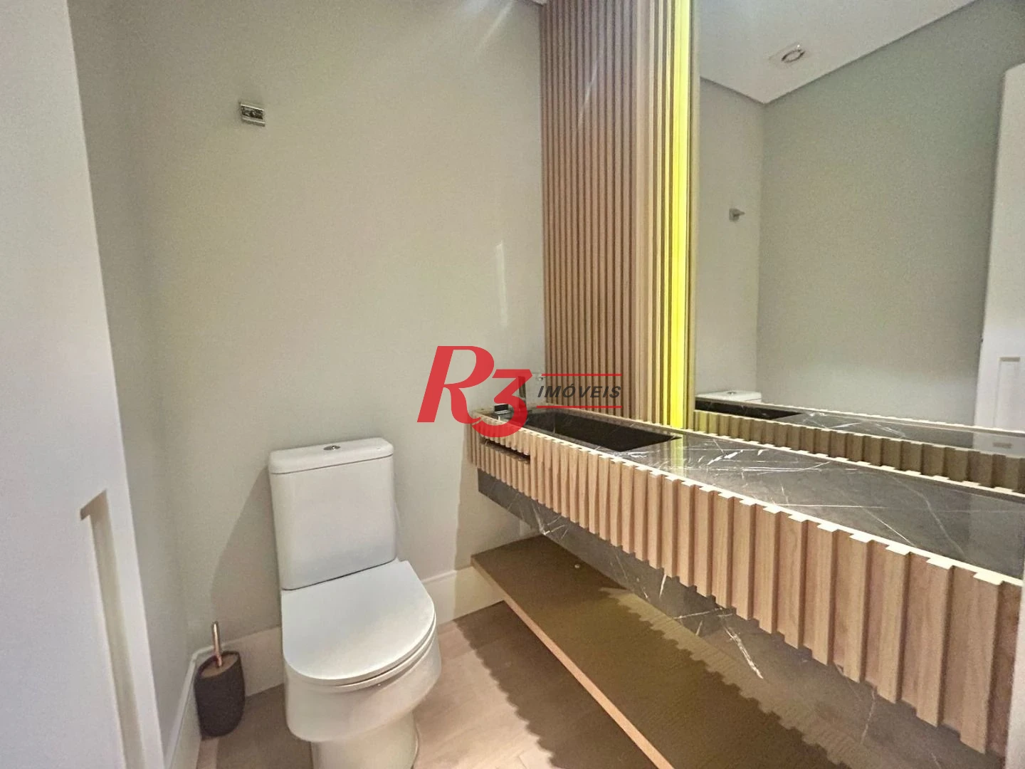 Apartamento com 3 dormitórios à venda, 177 m² por R$ 3.280.000,00 - Boqueirão - Santos/SP