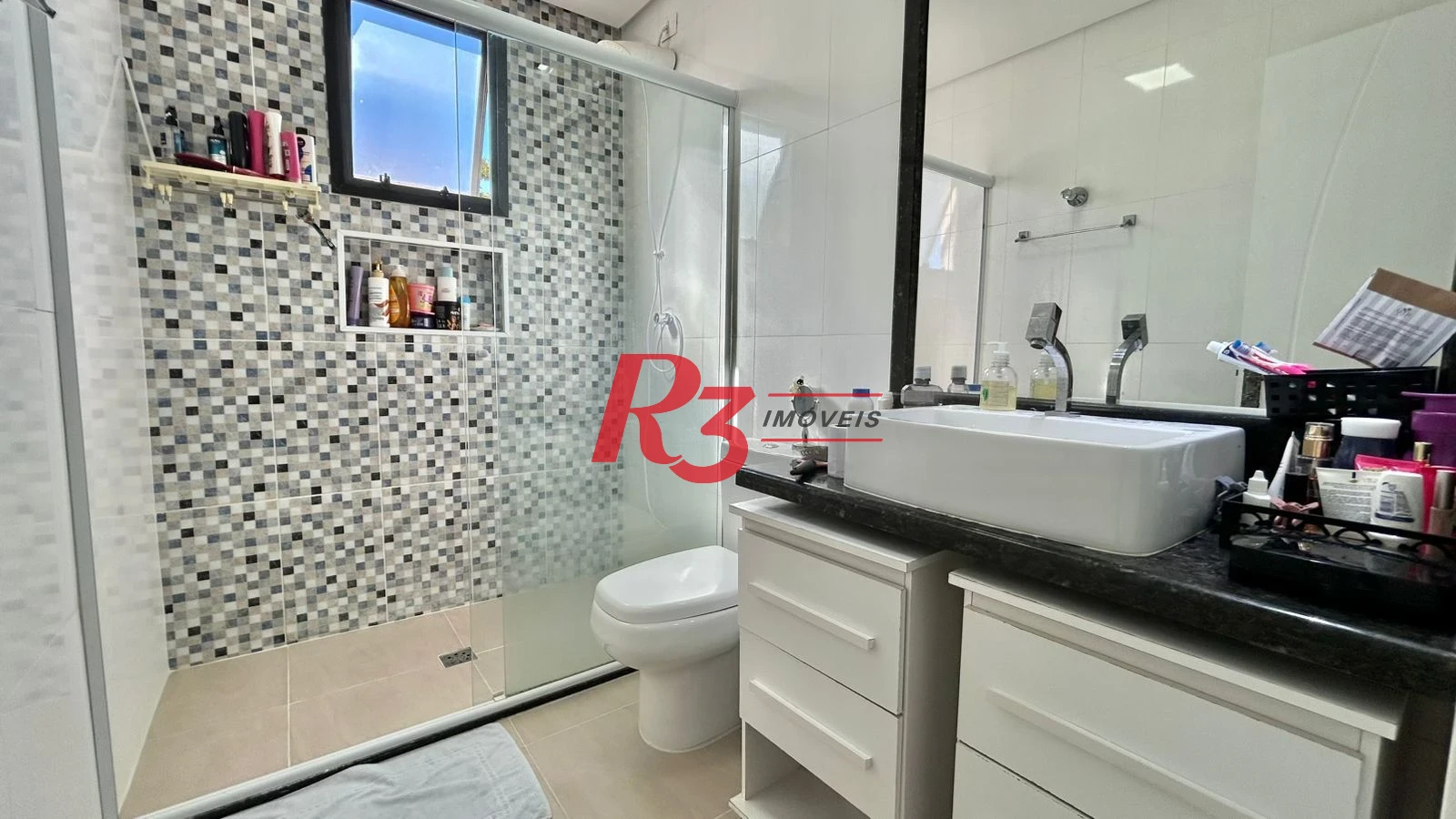 Apartamento com 3 dormitórios à venda, 170 m² por R$ 910.000,00 - Ponta da Praia - Santos/SP