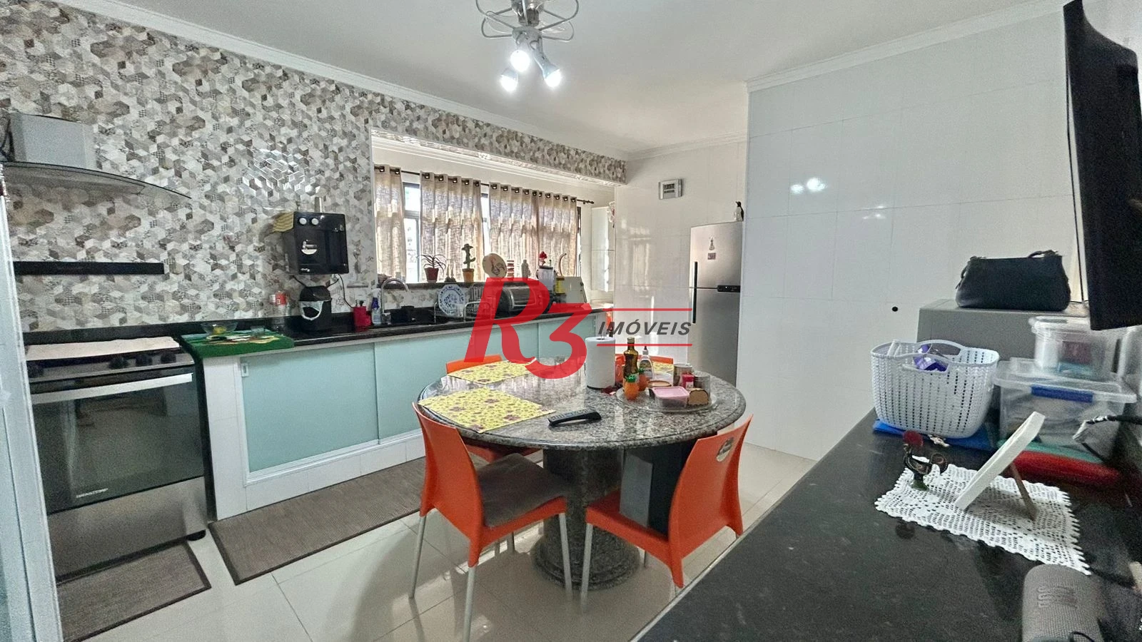 Apartamento com 3 dormitórios à venda, 170 m² por R$ 910.000,00 - Ponta da Praia - Santos/SP