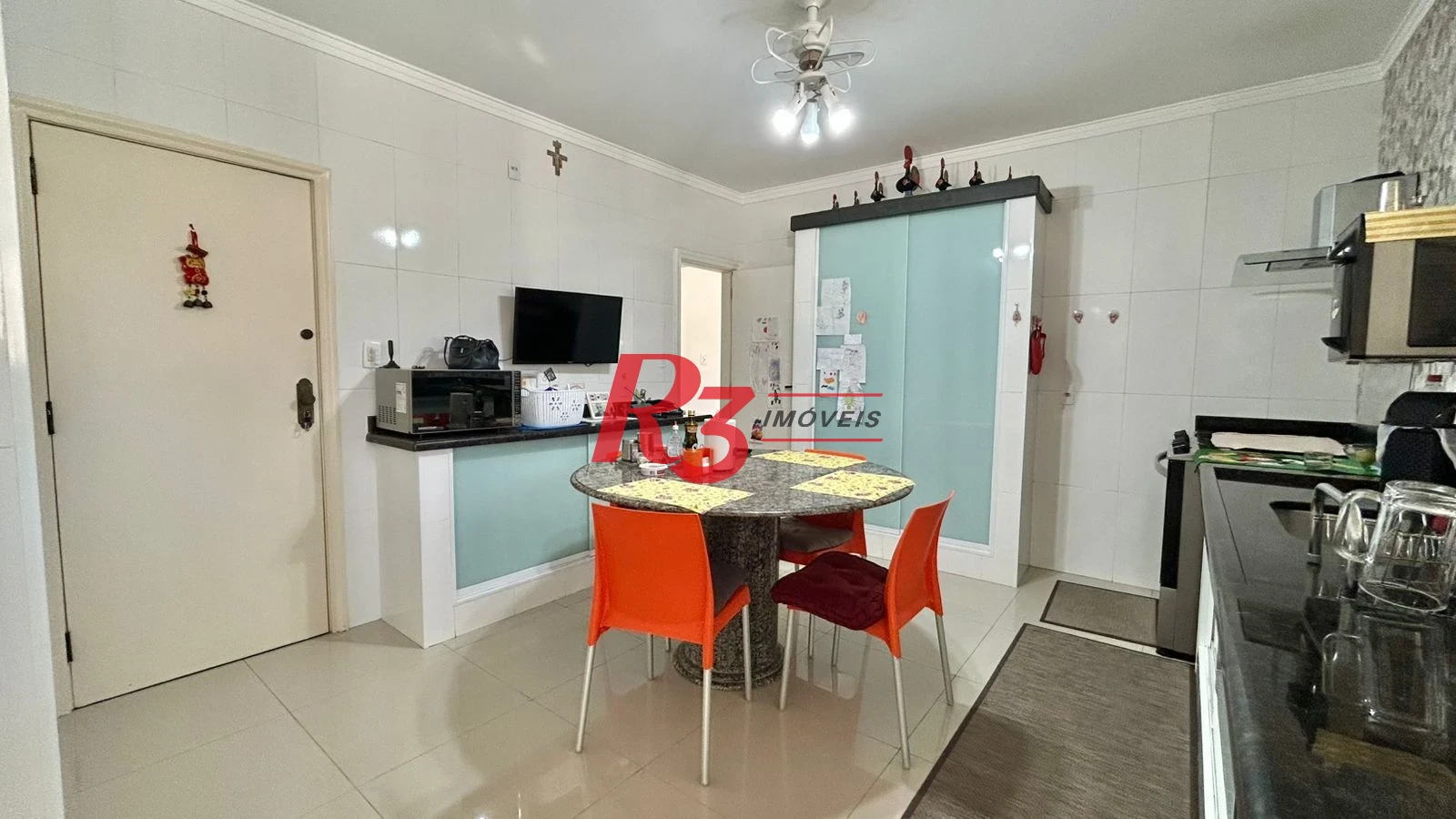 Apartamento com 3 dormitórios à venda, 170 m² por R$ 910.000,00 - Ponta da Praia - Santos/SP