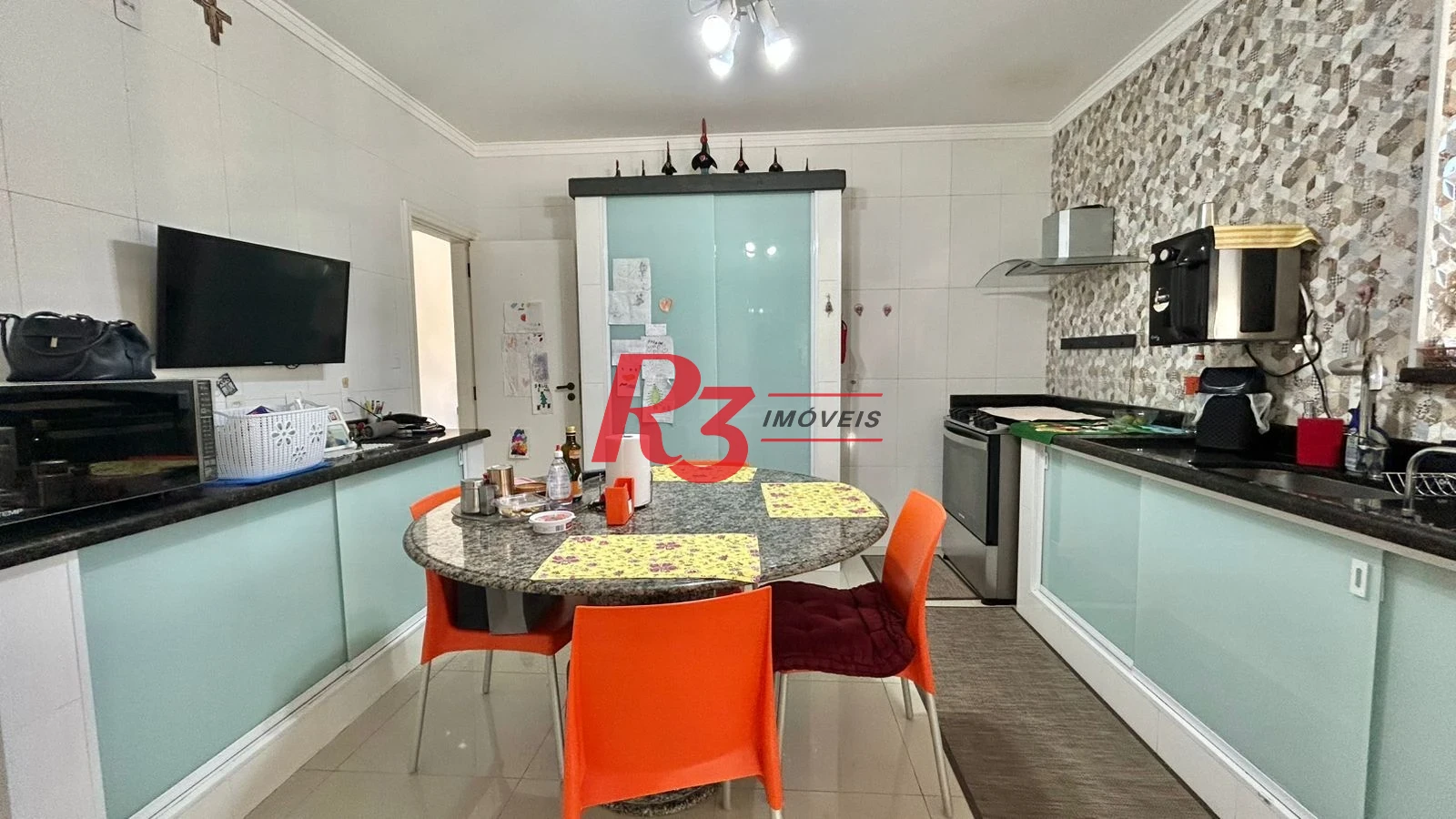 Apartamento com 3 dormitórios à venda, 170 m² por R$ 910.000,00 - Ponta da Praia - Santos/SP