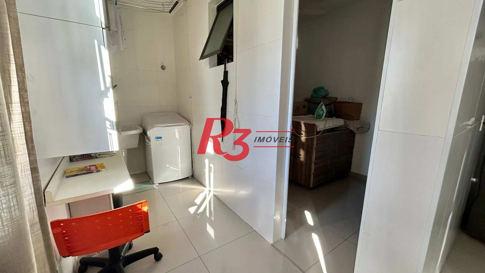 Apartamento com 3 dormitórios à venda, 170 m² por R$ 910.000,00 - Ponta da Praia - Santos/SP