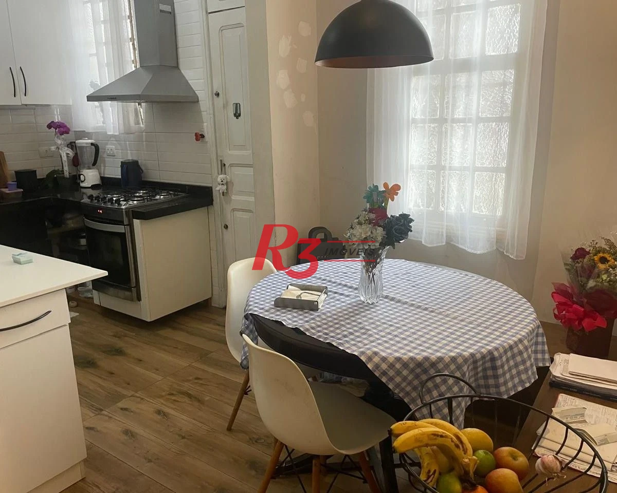 Casa com 2 dormitórios à venda, 90 m² por R$ 580.000,00 - Campo Grande - Santos/SP