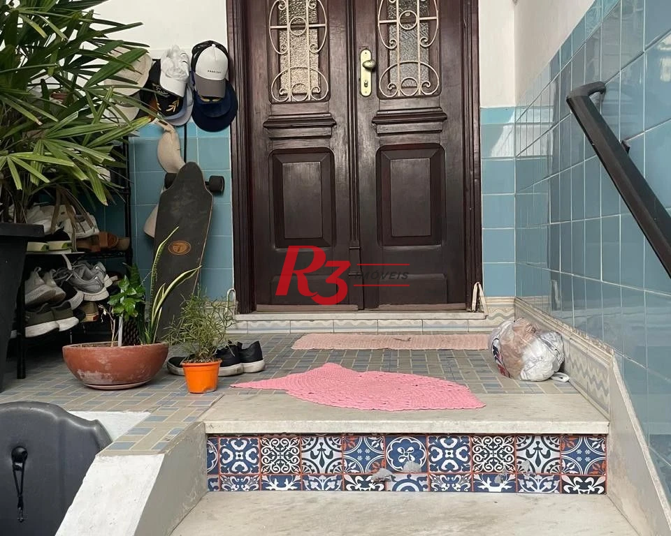 Casa com 2 dormitórios à venda, 90 m² por R$ 580.000,00 - Campo Grande - Santos/SP