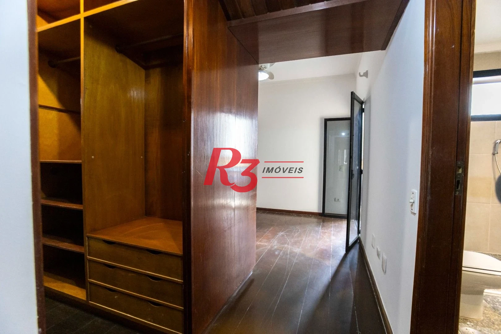 Apartamento com 3 dormitórios à venda, 183 m² por R$ 1.200.000,00 - Pompéia - Santos/SP