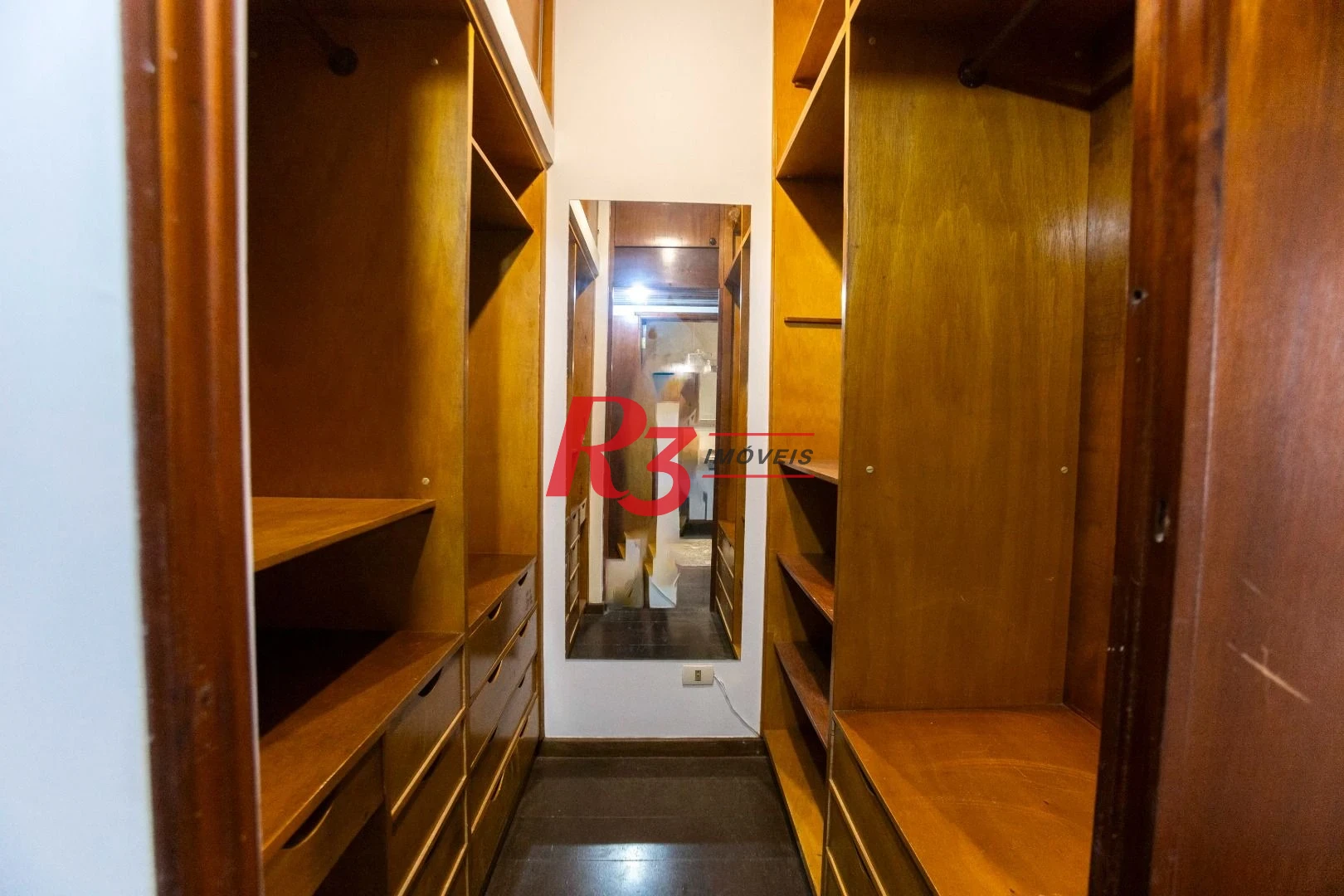 Apartamento com 3 dormitórios à venda, 183 m² por R$ 1.200.000,00 - Pompéia - Santos/SP