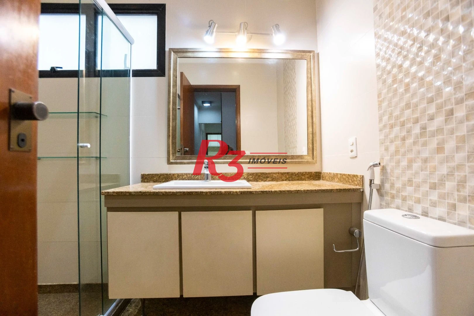 Apartamento com 3 dormitórios à venda, 183 m² por R$ 1.200.000,00 - Pompéia - Santos/SP