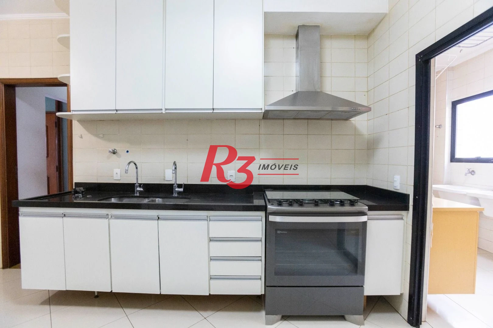 Apartamento com 3 dormitórios à venda, 183 m² por R$ 1.200.000,00 - Pompéia - Santos/SP