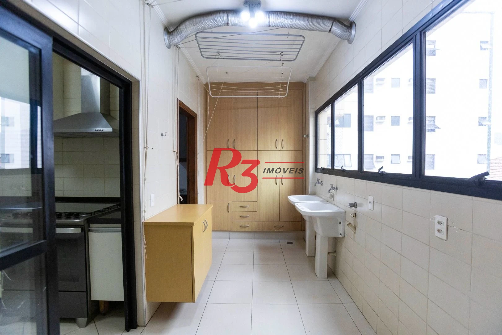 Apartamento com 3 dormitórios à venda, 183 m² por R$ 1.200.000,00 - Pompéia - Santos/SP