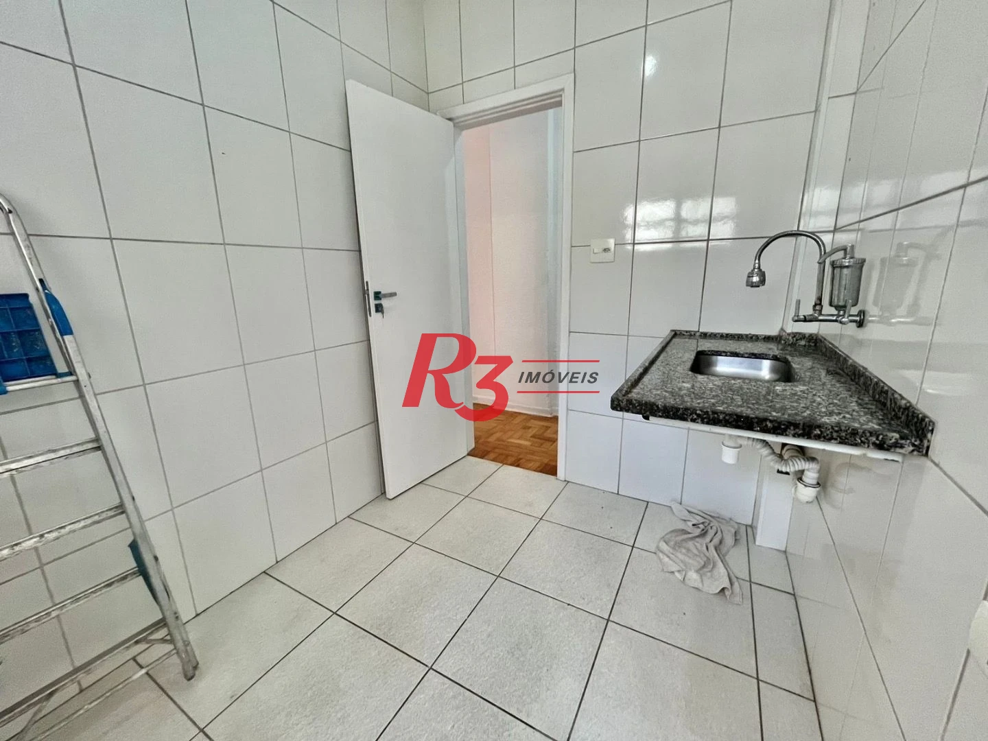 Apartamento para alugar, 69 m² por R$ 3.500,00/mês - José Menino - Santos/SP