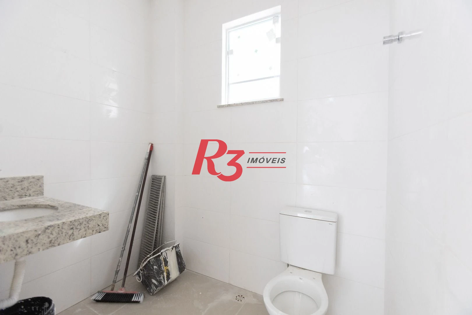 Loja para alugar, 600 m² por R$ 23.608,70/mês - Encruzilhada - Santos/SP