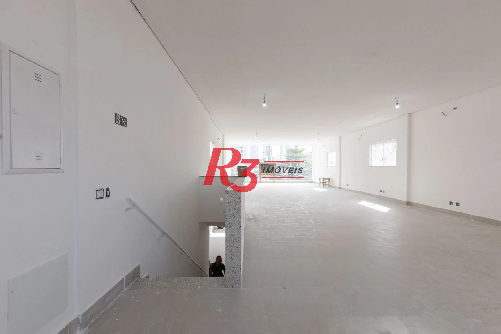 Loja para alugar, 600 m² por R$ 23.608,70/mês - Encruzilhada - Santos/SP