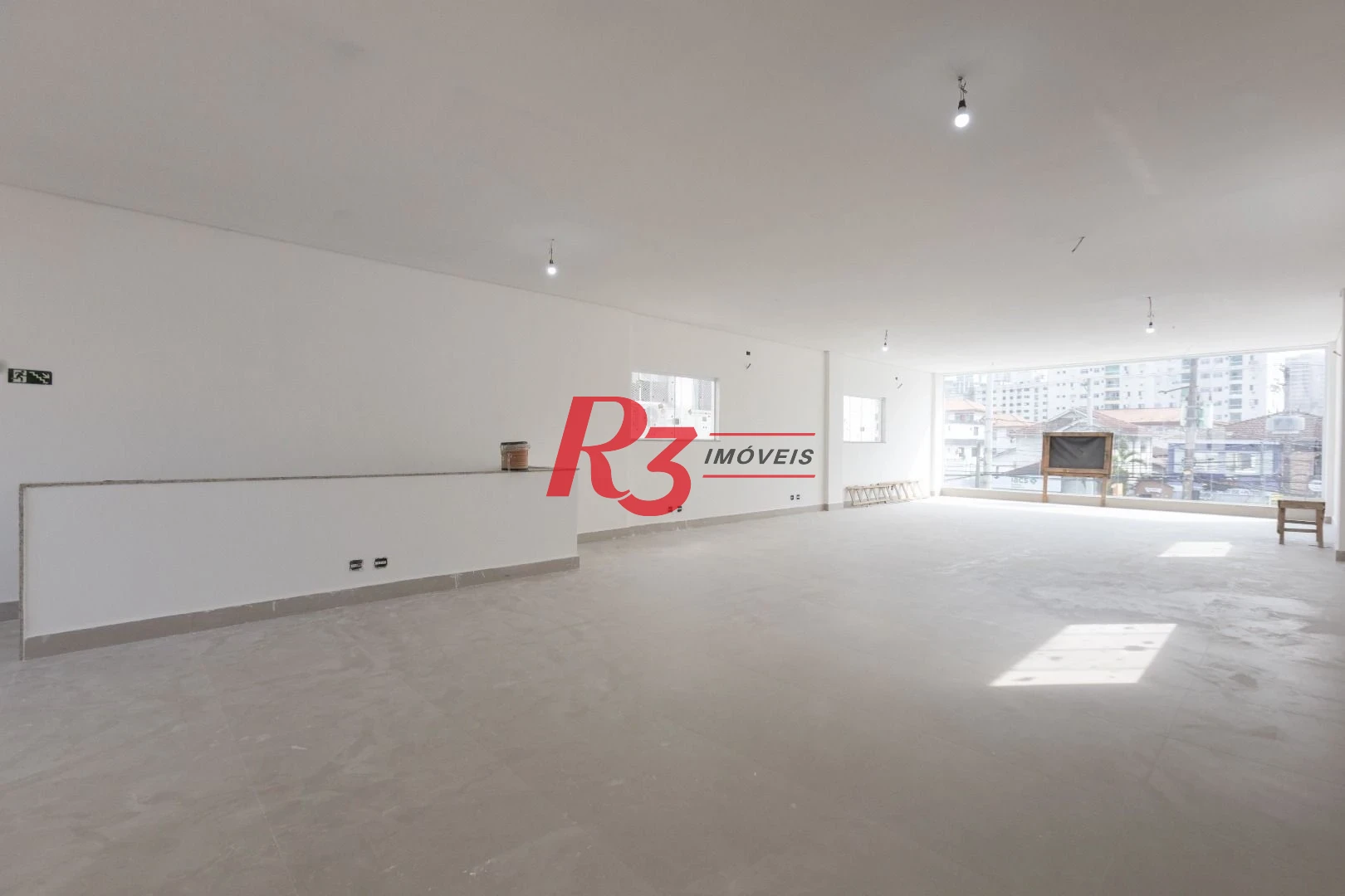 Loja para alugar, 600 m² por R$ 23.608,70/mês - Encruzilhada - Santos/SP