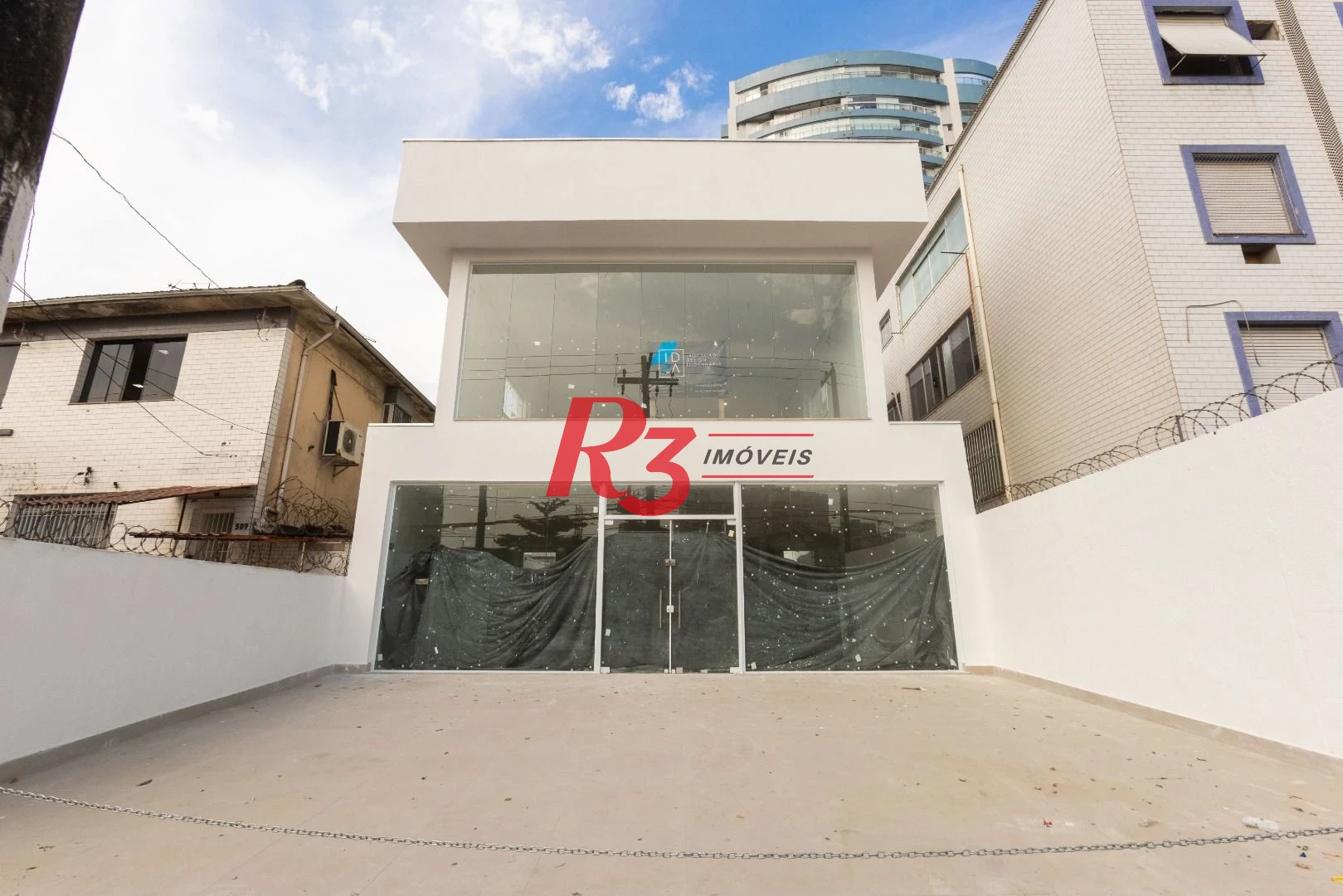 Loja para alugar, 600 m² por R$ 23.608,70/mês - Encruzilhada - Santos/SP