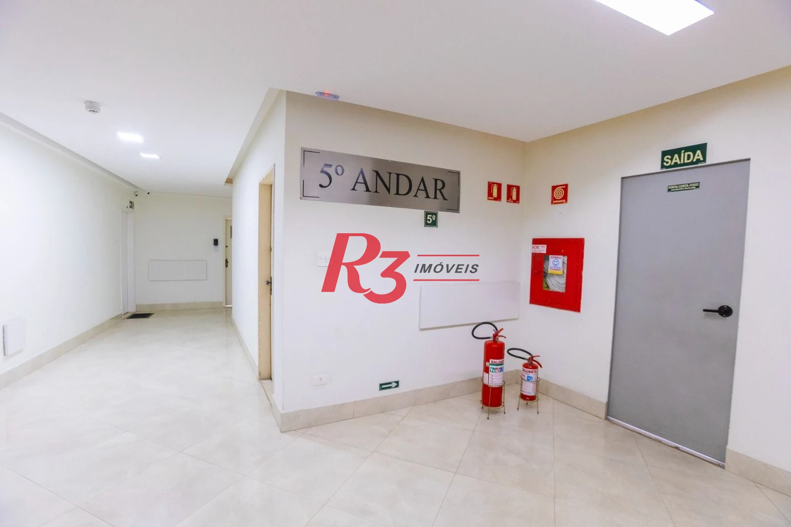 Sala para alugar, 29 m² por R$ 3.000,00/mês - Centro - Santos/SP