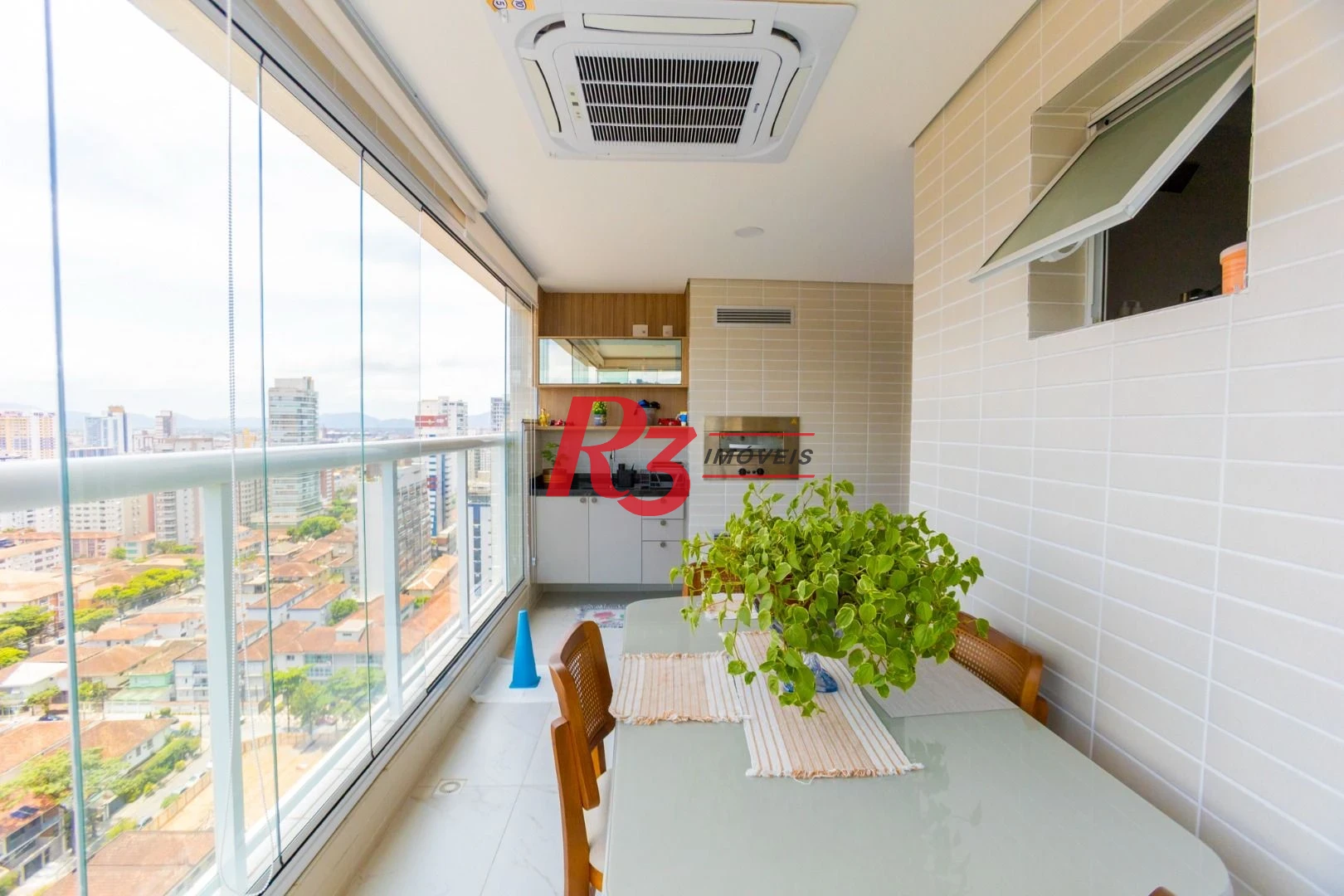 Apartamento à venda, 116 m² por R$ 2.456.000,00 - Gonzaga - Santos/SP