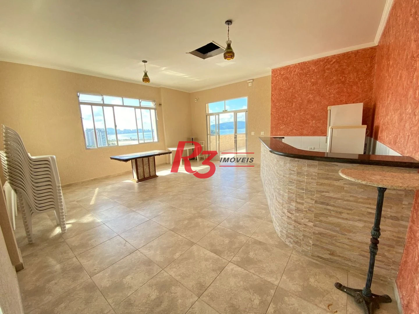 Apartamento com 3 dormitórios à venda, 134 m² por R$ 460.000,00 - Itararé - São Vicente/SP