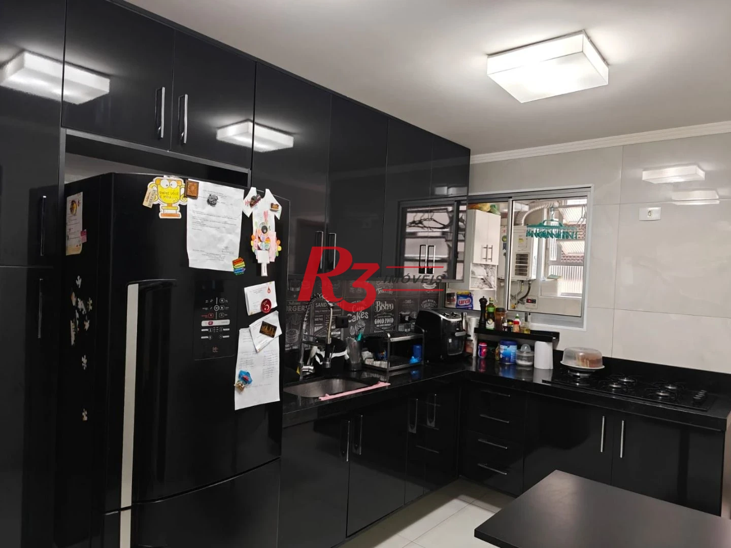 Apartamento com 3 dormitórios à venda, 133 m² por R$ 645.000,00 - Marapé - Santos/SP
