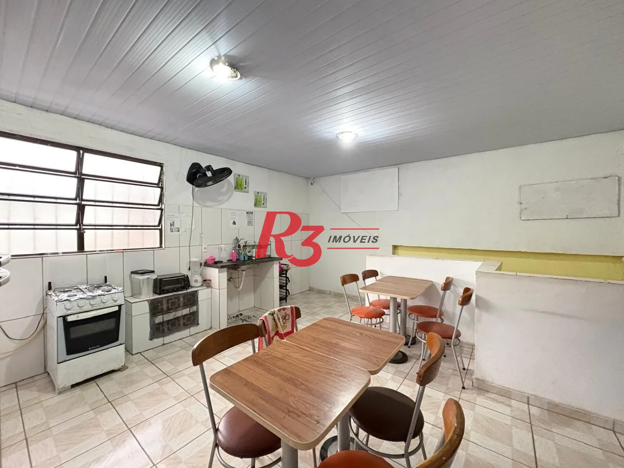 Casa com 9 dormitórios à venda, 287 m² por R$ 645.000,00 - Encruzilhada - Santos/SP