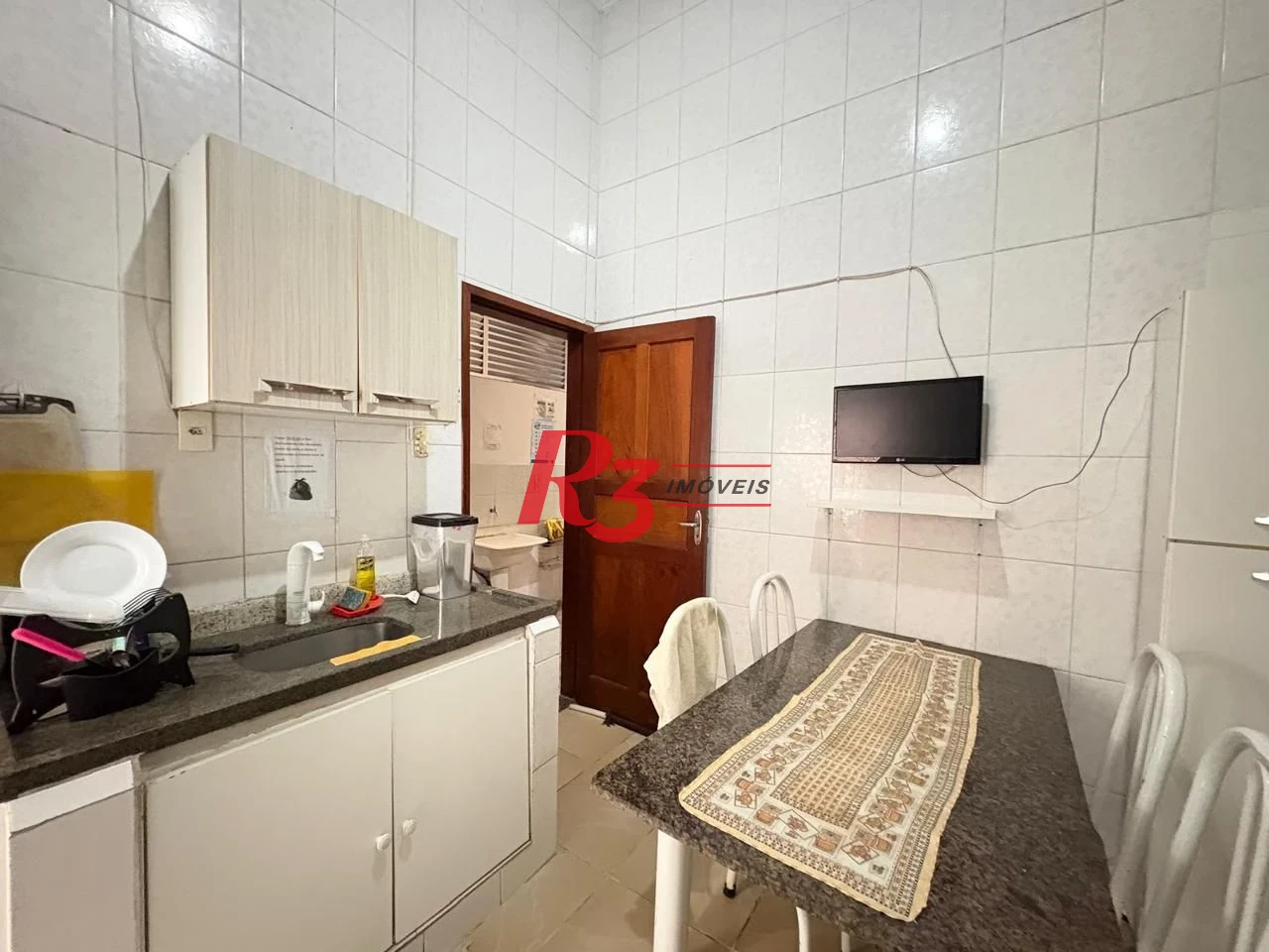 Casa com 9 dormitórios à venda, 287 m² por R$ 645.000,00 - Encruzilhada - Santos/SP