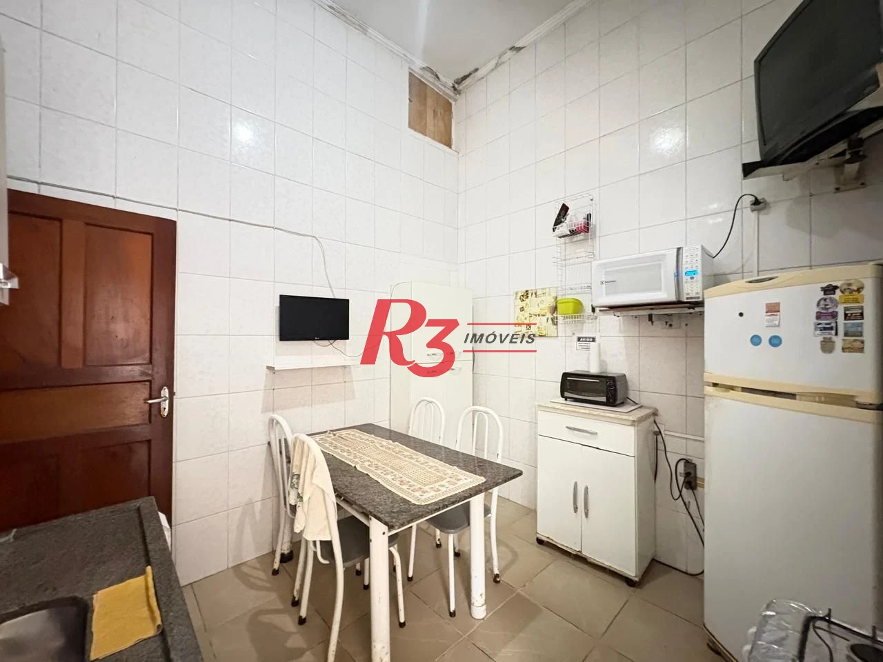 Casa com 9 dormitórios à venda, 287 m² por R$ 645.000,00 - Encruzilhada - Santos/SP