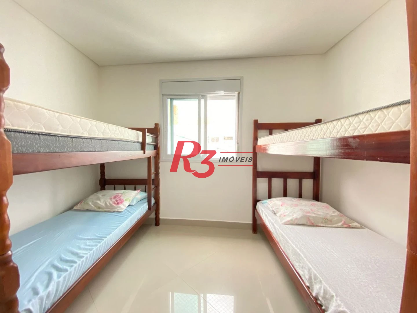 Apartamento Duplex com 2 dormitórios à venda, 151 m² por R$ 852.000,00 - Pitangueiras - Guarujá/SP