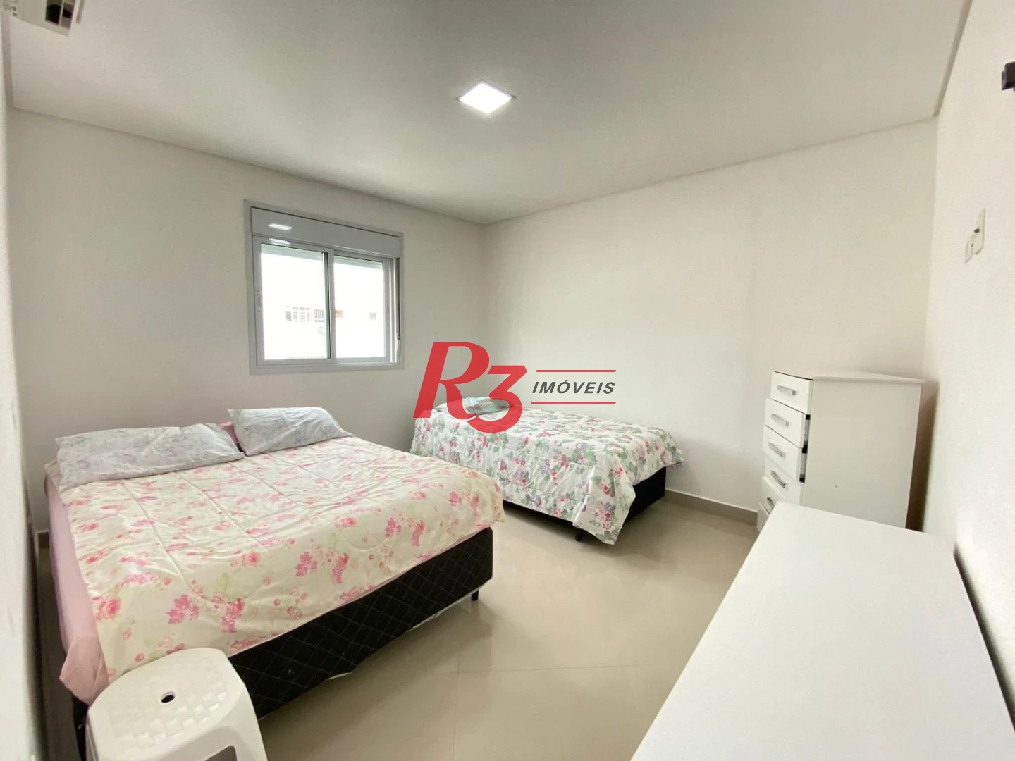 Apartamento Duplex com 2 dormitórios à venda, 151 m² por R$ 852.000,00 - Pitangueiras - Guarujá/SP
