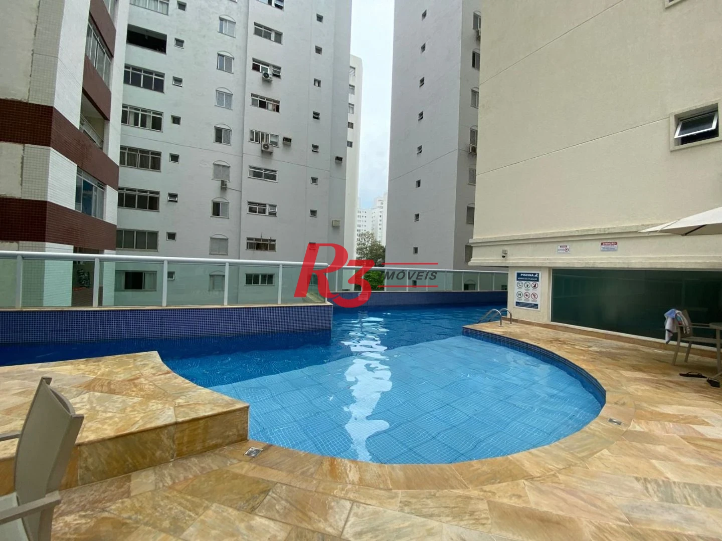 Apartamento Duplex com 2 dormitórios à venda, 151 m² por R$ 852.000,00 - Pitangueiras - Guarujá/SP